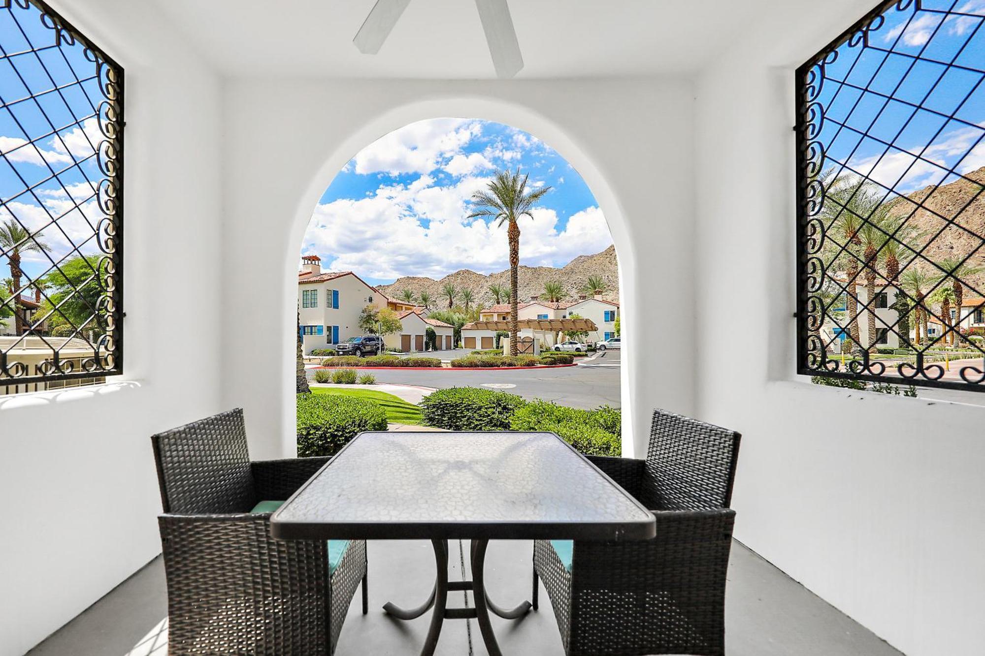 Legacy Villas Deluxe King Casita-Studio,Mountain Views,Pools, Spas, Fountains La Quinta Luaran gambar